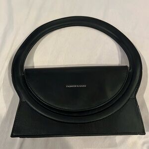 Black circle purse